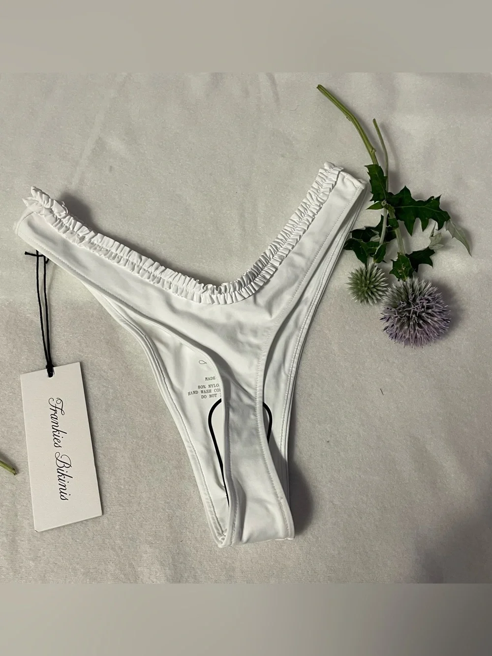 NWT Frankie’s Bikinis White Ruffle Trim Bikini Bottom Small